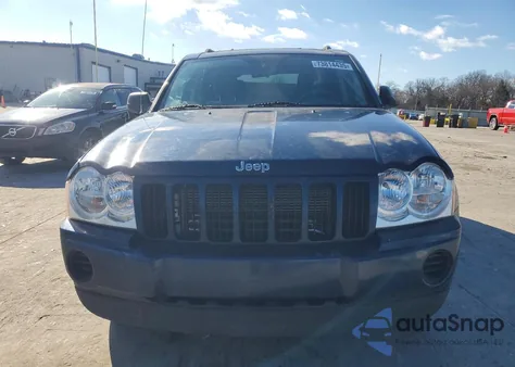 2005 Jeep Grand Cherokee Laredo from USA, damaged, VIN 1J4GR48K55C585644